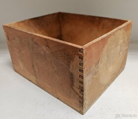 Dřevěná bedýnka falcovaná 35x28,5x20cm - 3