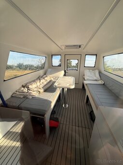 Prodám rybářskou loď vč.motoru,vleku - 3