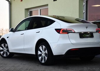 Tesla Model Y STANDARD RANGE 1M SoH 96% - 3