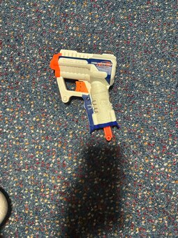 Nerf pistole + náboje - 3