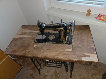 Šicí stroj Minerva Bobbin - 3