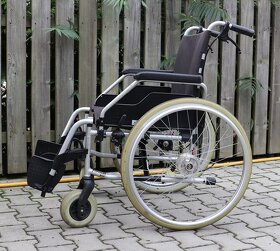 010- Mechanický invalidní vozík Meyra. - 3