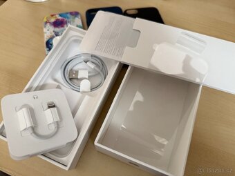 iPhone 7 stříbrný 32GB - 3