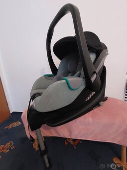 Dětská autosedačka značky RECARO + Isofix - 3