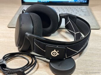 Steelseries Arctis 9 Wireless - 3