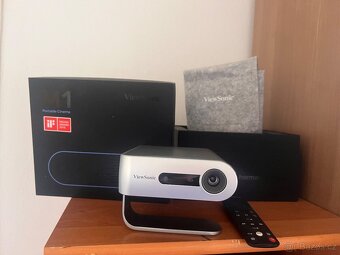 Projektor ViewSonic M1 (M1) POUZE OSOBNÍ ODBĚR - 3