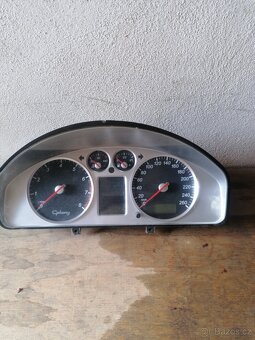 Ford galaxy budiky - 3