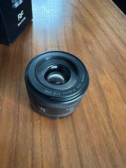 Canon RF 50 F1.8 - 3