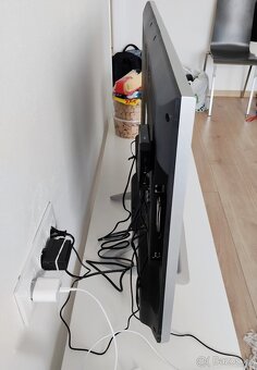 Televize Sharp "39" - 3
