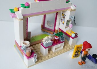LEGO 41426 Friends Kavárna v parku městečka Heartlake - 3