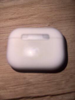 Apple AirPods Pro jenom pouzdro - 3