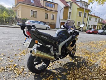 Triumph Sprint 955i ST - 3