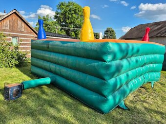 Skákací nafukovací hrad velký, vel. cca: 6m x 5m - 3