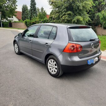 Volkswagen golf 5 2.0tdi,103kw,221000km. - 3