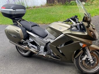 Yamaha FJR 1300 - 3
