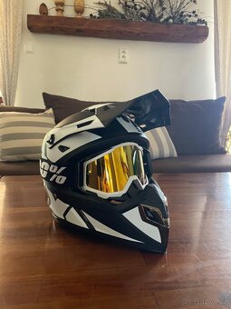 motocrossová přilba.. - 3