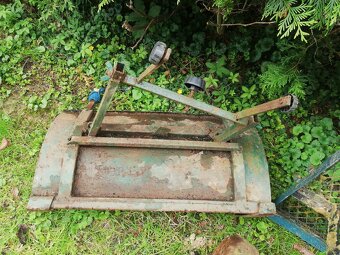 Radlice na sníh, konstrukce na vozíkza traktůrek - 3