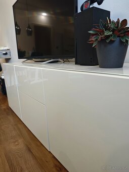 TV stěna / komoda IKEA BESTA - 3