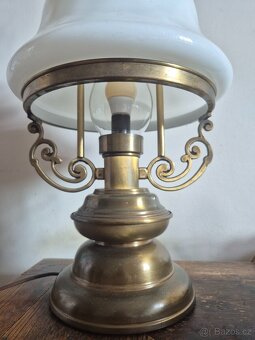 Velká stolní lampa ve stylu petrolejky - funkční - 3
