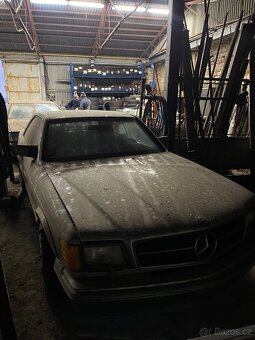 Mercedes-Benz 560 SEC (W126) - 3