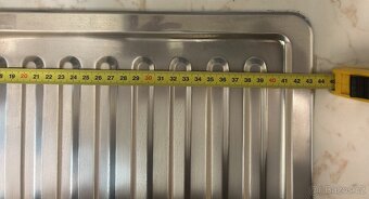 Nerezový kuchyňský dřez s baterií - 3