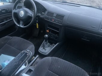 Rozprodám na díly VW Bora 1.6i - 3