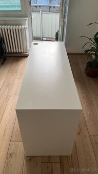 Psací stůl MICKE - 3