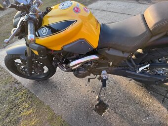Yamaha RM02 - 3