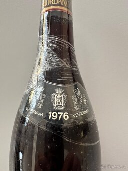 Červené víno k padesátinám 1976 - 3