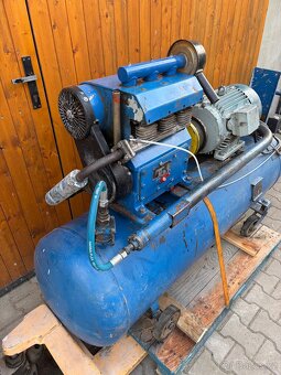 KOMPRESOR ORLÍK 3jsk pls 50 | 7.5kW vzdušník 300l - 3