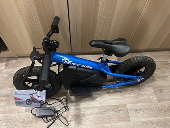 Elektrická koloběžka / elektrokolo Evercross EV0 - 3