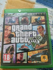 GTA 5 na Xbox one s - 3