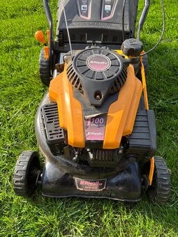 Benzínová rotační sekačka Riwall PRO RPM 4220 s pojezdem - 3