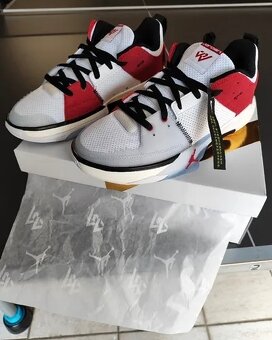 Jordan One Take 5 taille 42 neuf Nike air - 3