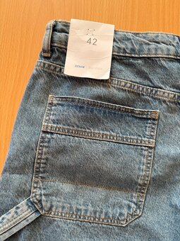 Kraťasy Šortky Bershka vel. 42 - 3