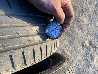Pneu 185/60 R15 - 3