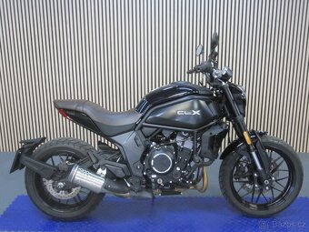 CFMOTO 700CL-X Heritage (černá) - 3