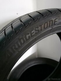 Pneu Bridgestone 225 /45 /18 - 3
