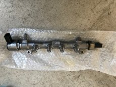 commonrail lišta vw 2.0 tdi - 3