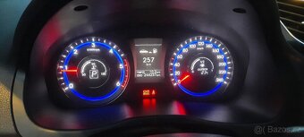 Hyundai i40 Combi 1.6.CRDI AUTOMAT - 3