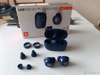 TWS sluchátka JBL LIVEFREE NC + - 3