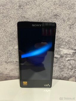 Sony Walkman NWZ-F886 digital media player - 3