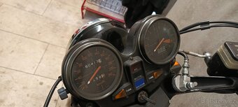 Honda CB 900f bol d or - 3