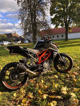 KTM Duke 125 (2021) – plný servis, doplňky, 1. majitel v ČR - 3
