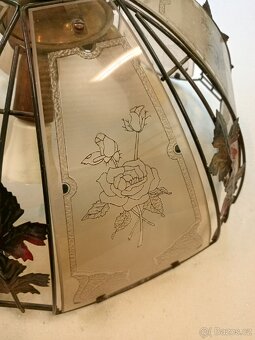 Retro závěsný lustr s rytým sklem – květinový motiv - 3