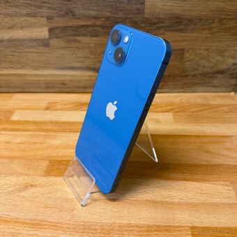 IPhone 13 128GB, modrý (12 měsíců záruka) - 3