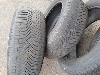 Pneu 225/55/18 Michelin CrossClimate - 3
