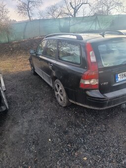 Volvo v50 - 3