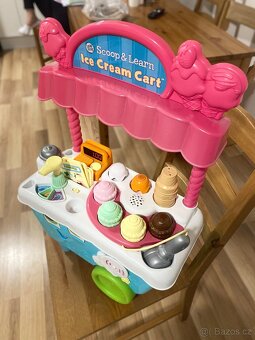Zmrzlinový vozík Leap Frog Scoop & Learn - 3