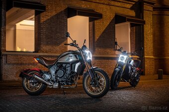 CFMOTO 700CL-X Heritage modrá - 3